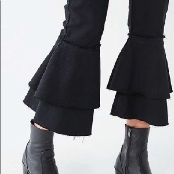 urban outfitters BDG black ruffle flare bell bottom jeans size 24 - Picture 9 of 9